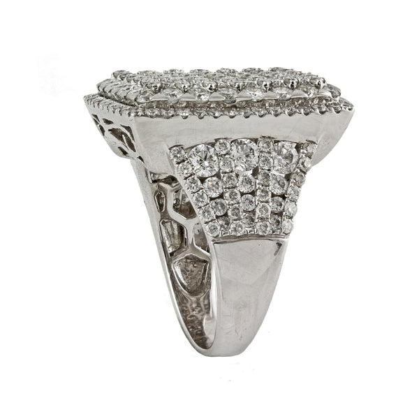 4.2tcw  Round Diamonds in 14K White Gold Wedding Anniversary Cocktail Ring